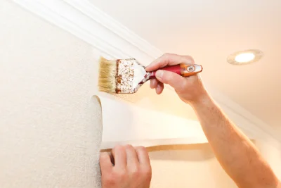 Pose de papier peint aux Farges — revêtements muraux et toiles de verre